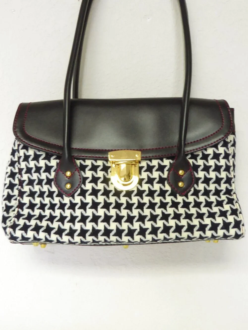 New Joan Rivers Classics black and cream houndstooth style rectangle purse